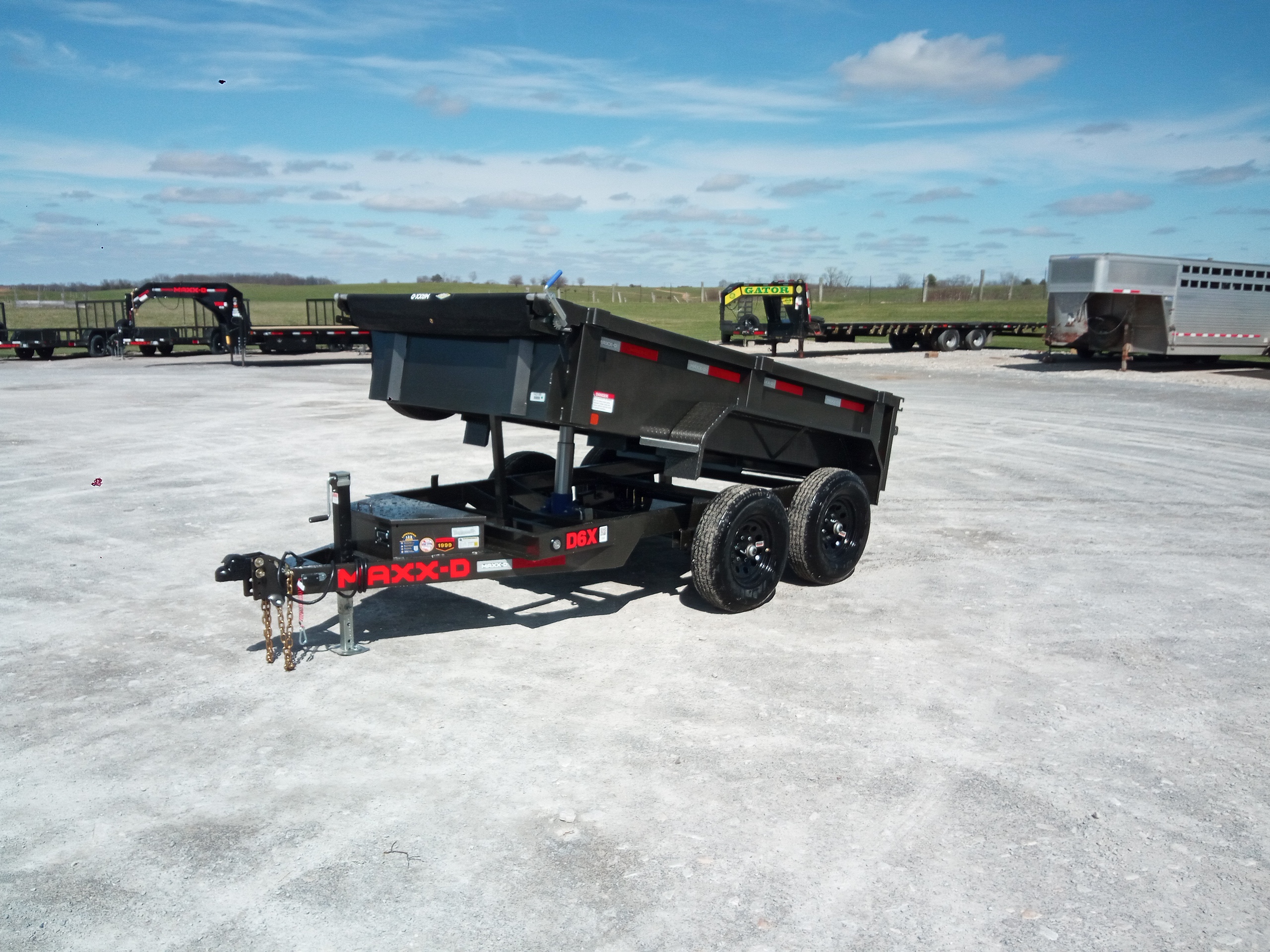 2026 MAXX‑D 10' x 60" – 7K Dump Trailer