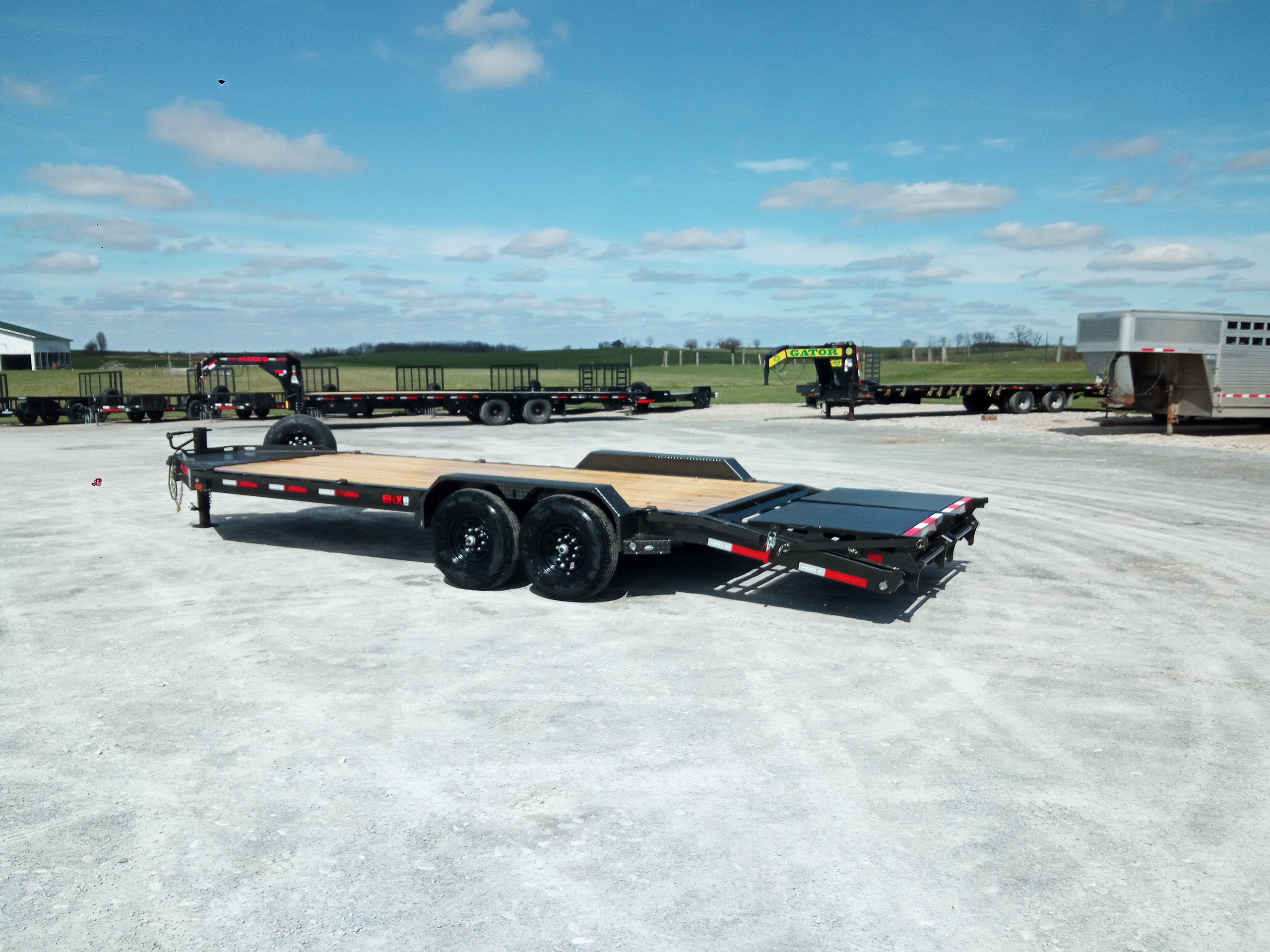 2026 MAXX‑D 22' x 83" HD I‑Beam Carhauler - Image 5