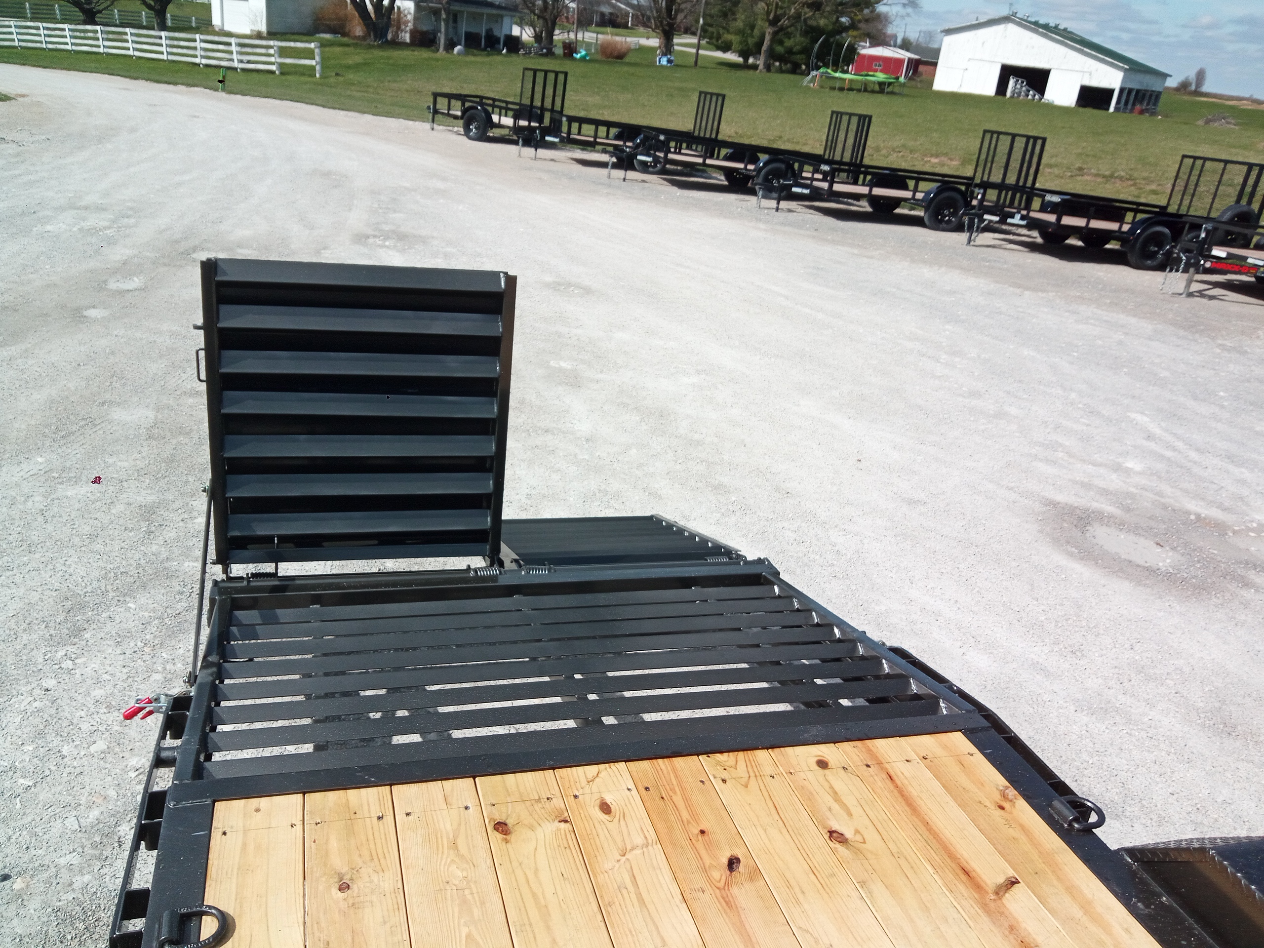 2026 MAXX‑D 22' x 83" HD I‑Beam Carhauler - Image 3