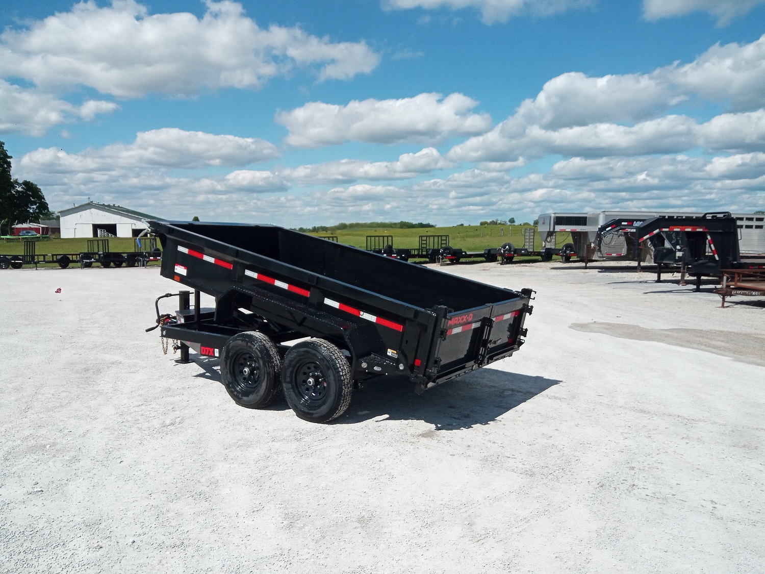 6x12 D7X Maxxd 10K Dump Trailer - Image 3