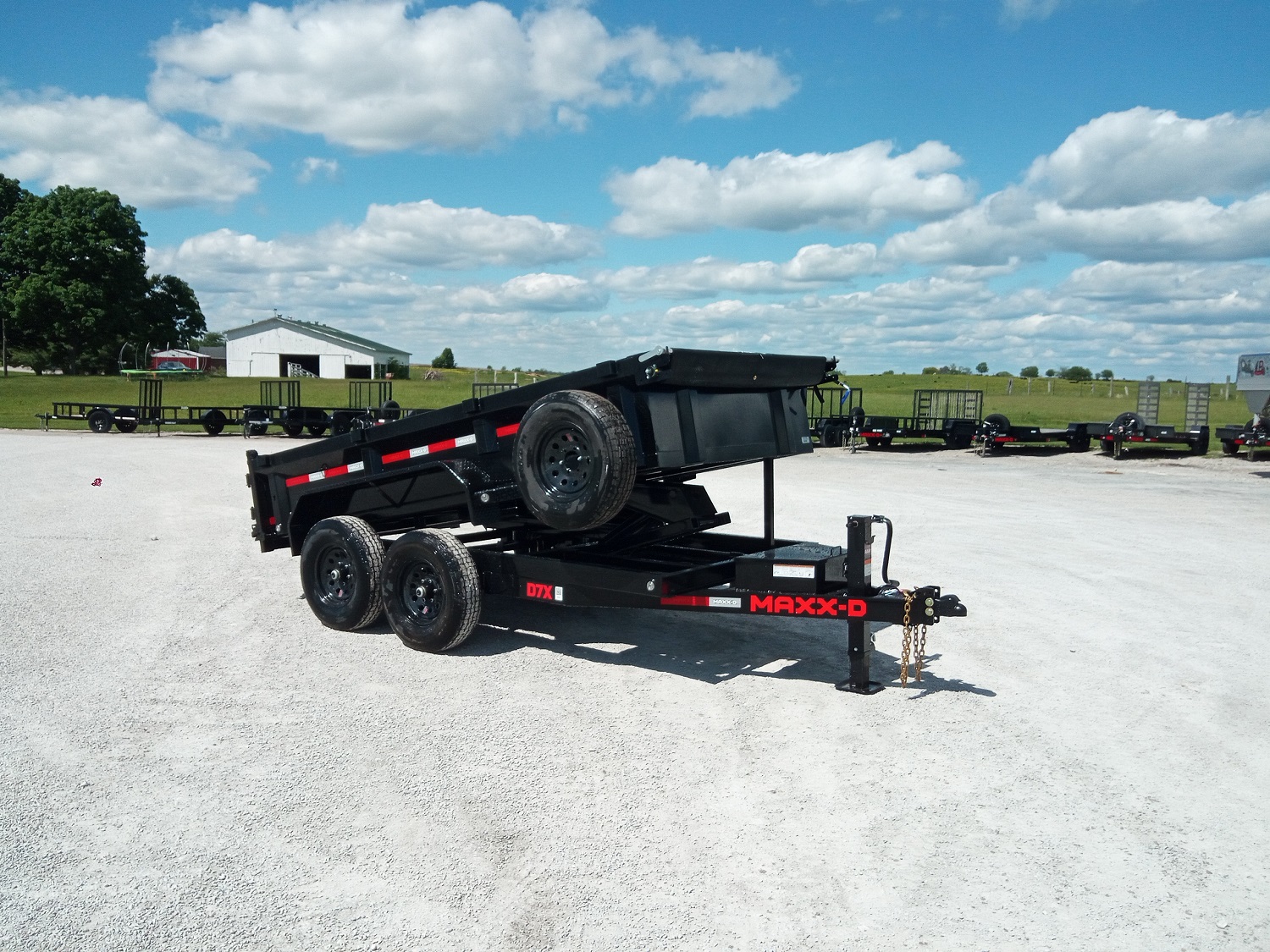 6x12 D7X Maxxd 10K Dump Trailer - Image 2