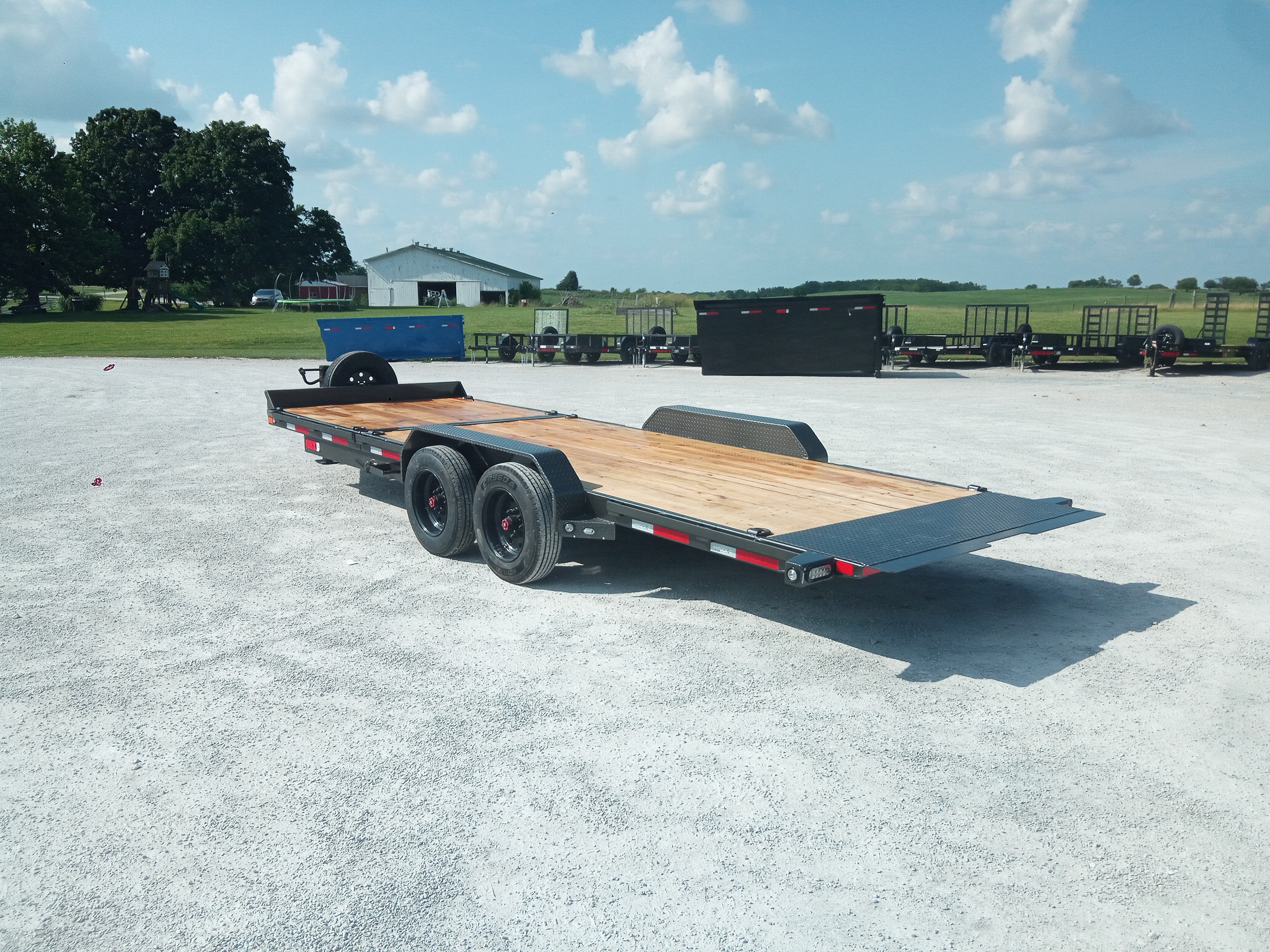 2027 G8X 22' Equipment Trailer - Image 2