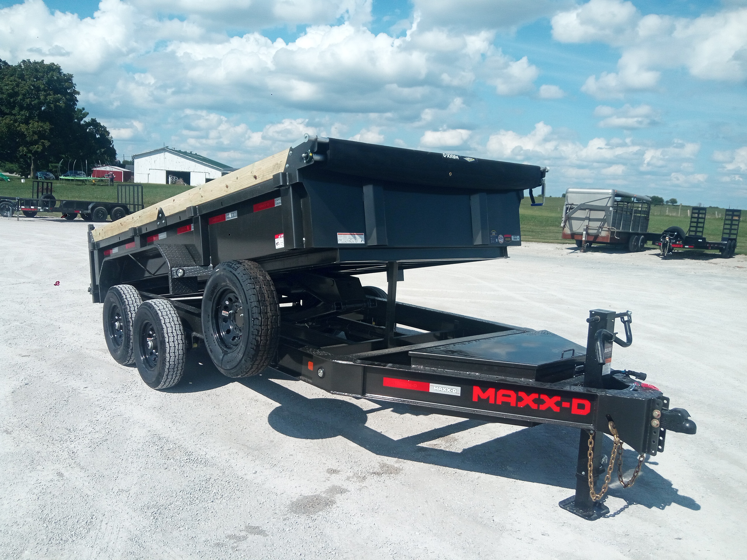 2027 14' x 83" – 14K Dump Trailer - Image 4