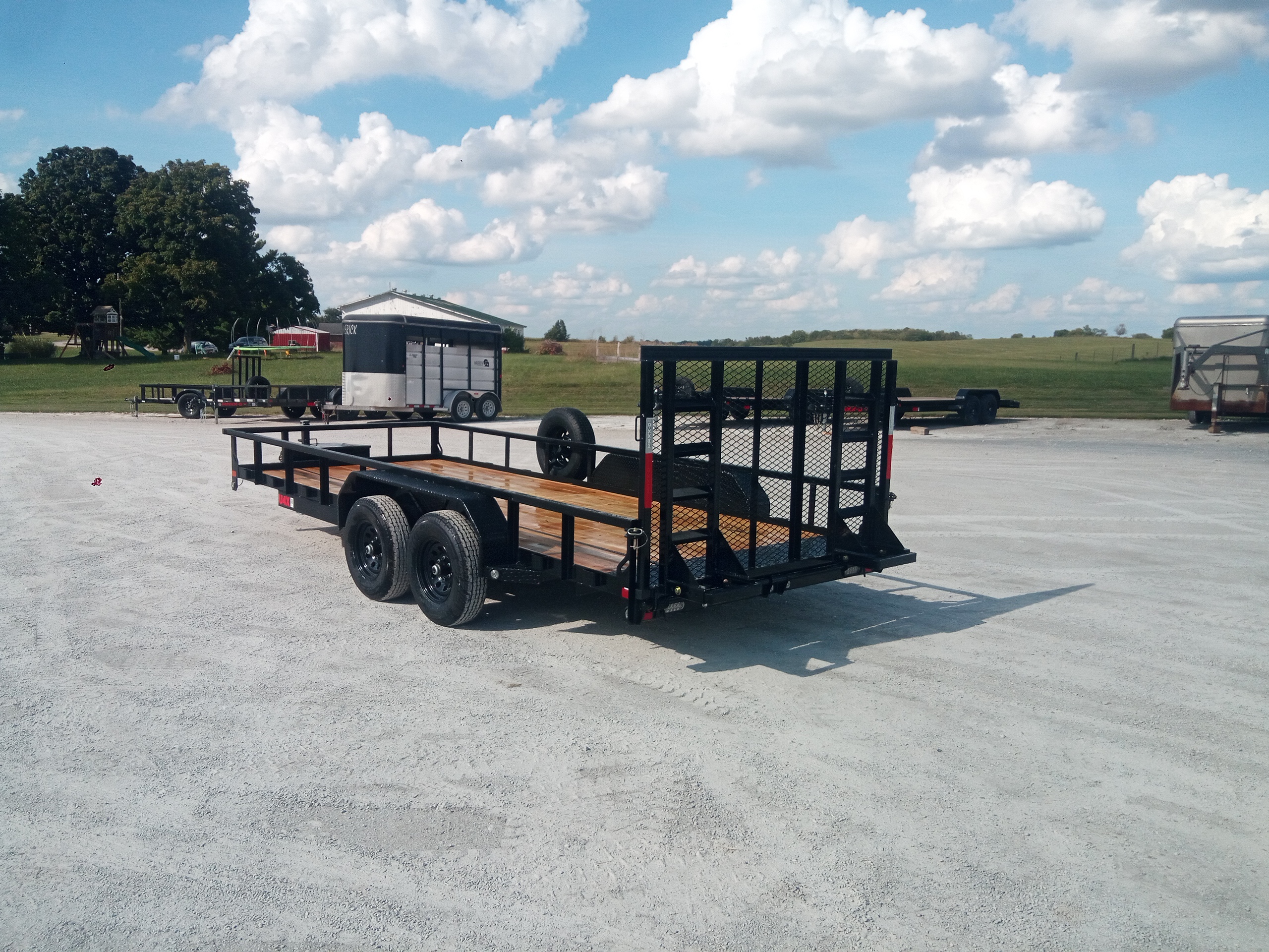 2027 18' x 83" – 10K Tandem Axle Utility - Image 3