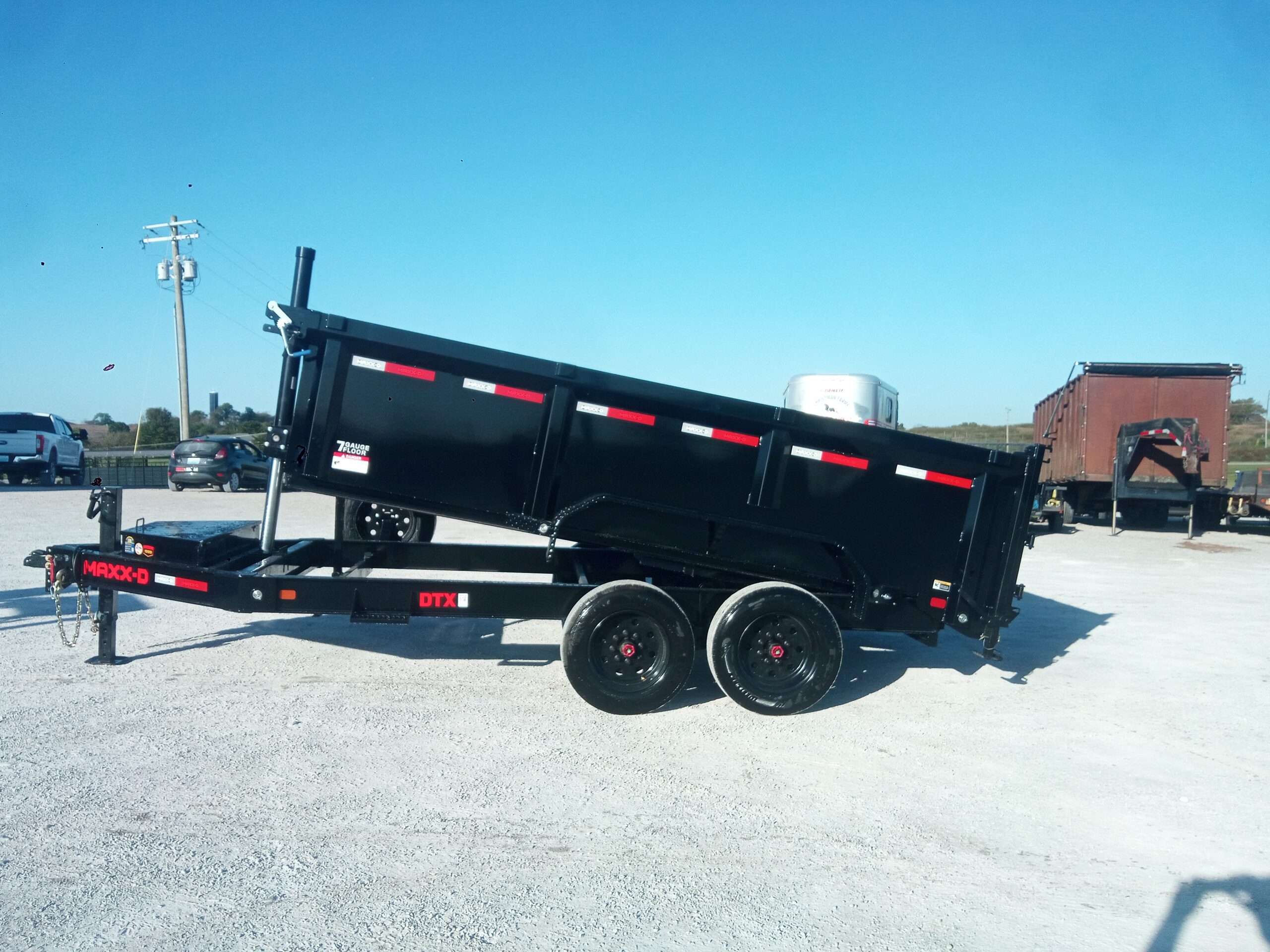 2027 – 14' x 83" 14K Telescoping Dump Trailer - Image 2